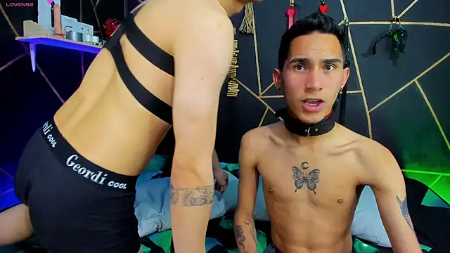 Snapshot of MillersKink chatting on 01.25.25 MillersKink online show from 01.25.25