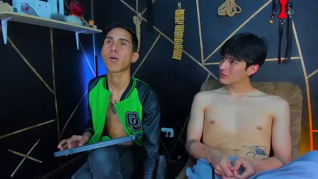 Snapshot of MillersKink chatting on 02.09.25 MillersKink online show from 02.09.25