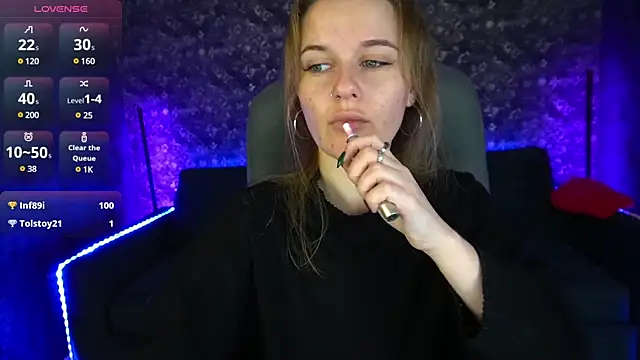 MaribelRiverr  online show from 01.14.25