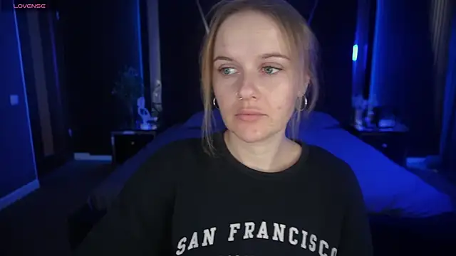 MaribelRiverr  online show from 09.28.25