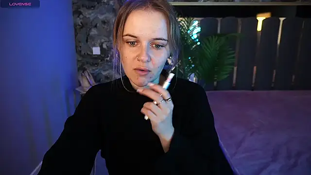 MaribelRiverr  online show from 11.04.25