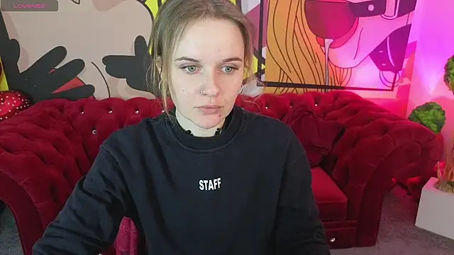 MaribelRiverr  online show from 04.20.26