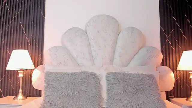 Jaslyn  Smith online show from 04.11.26