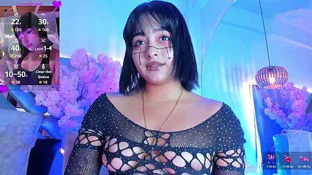 Snapshot of KimVelezz chatting on 11.14.25 KimVelezz online show from 11.14.25