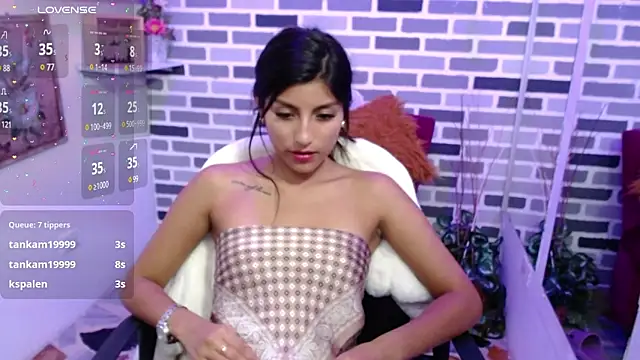 Snapshot of Cailee_Mansour chatting on 03.19.25 Cailee Mansour online show from 03.19.25