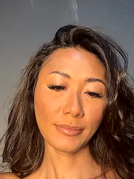 thai-dreamgirl online show from 12.04.25