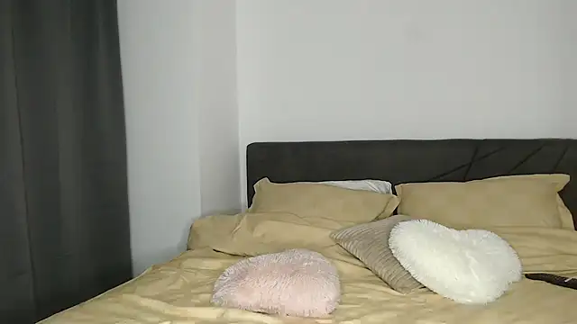 ElizabethAC online show from 03.19.25