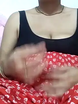 Snapshot of miss-Riy chatting on 12.26.24 miss-Riy online show from 12.26.24