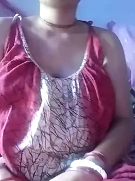 Snapshot of miss-Riy chatting on 01.28.25 miss-Riy online show from 01.28.25