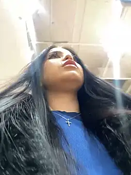 Snapshot of Chloe__Moon chatting on 01.16.25 Chloe Moon online show from 01.16.25