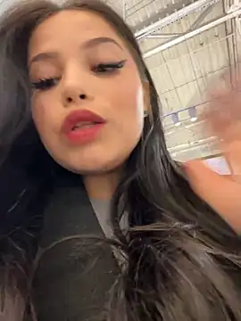 Snapshot of Chloe__Moon chatting on 03.22.25 Chloe Moon online show from 03.22.25