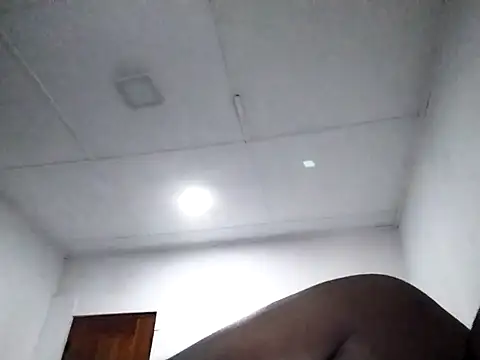 Snapshot of nikini1621 chatting on 11.09.25 nikini1621 online show from 11.09.25