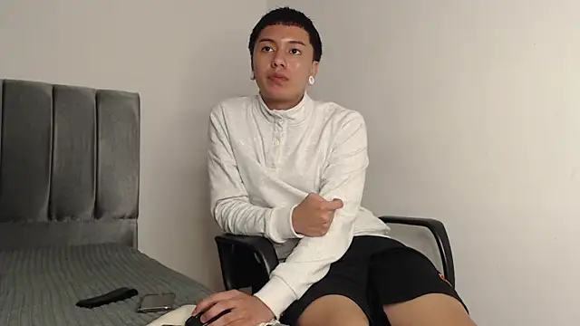 alex-lover online show from 01.31.25