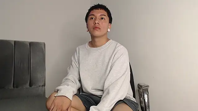 alex-lover online show from 12.17.25