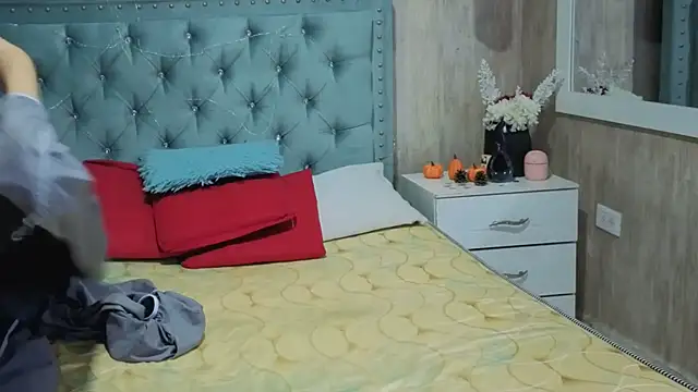 Snapshot of Marcelaa_fox chatting on 03.04.26 Marcelaa fox online show from 03.04.26