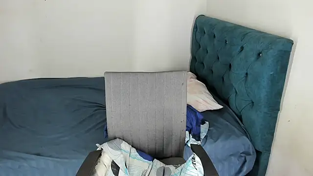 RachelJones  online show from 01.07.25