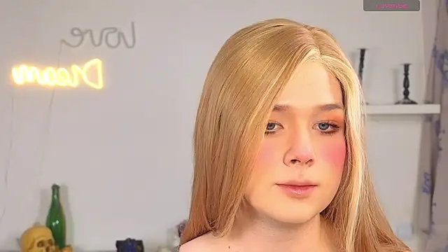  yourFoxy  online show from 10.18.25