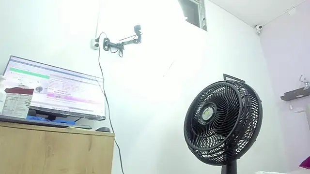 Dalia 20 online show from 12.20.25