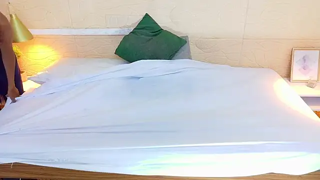 Snapshot of Chocolatte_bar chatting on 03.19.25 Chocolatte bar online show from 03.19.25