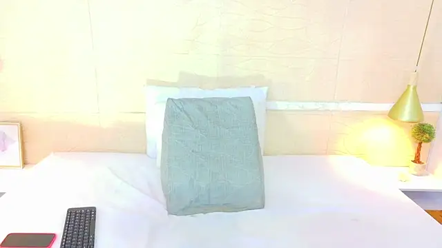 Snapshot of Chocolatte_bar chatting on 11.11.25 Chocolatte bar online show from 11.11.25