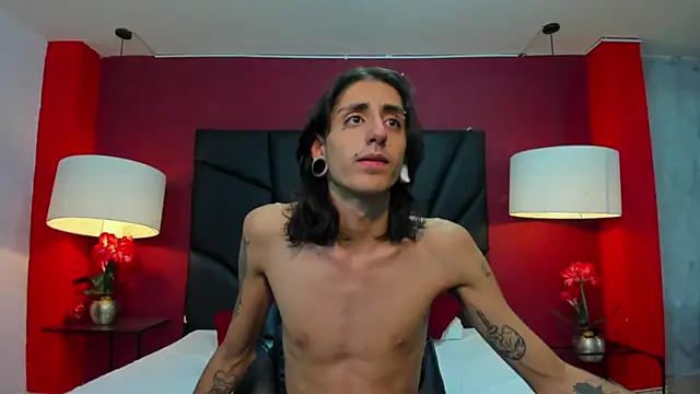 Snapshot of Matthew_Dixonn chatting on 01.08.25 Matthew Dixonn online show from 01.08.25