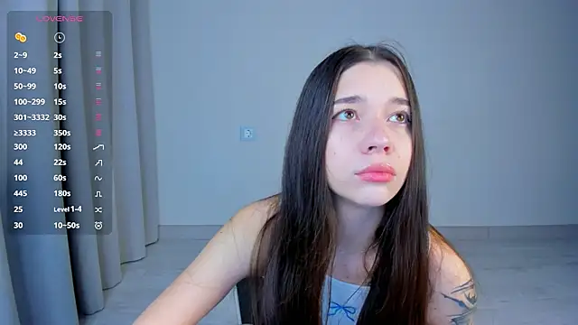 Snapshot of Butterflys1268 chatting on 11.26.25 Butterflys1268 online show from 11.26.25