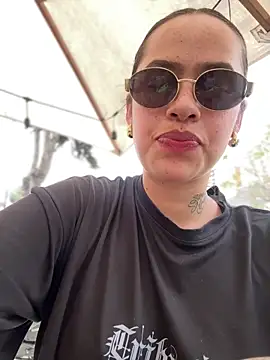 Mae Henao9 online show from 02.06.26