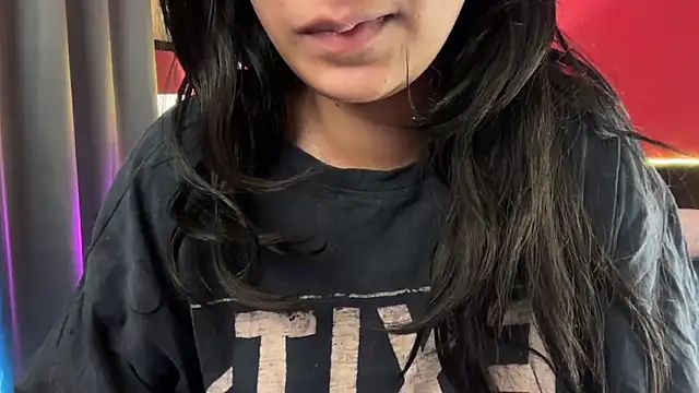 Snapshot of simrann_69 chatting on 11.17.25 simrann 69 online show from 11.17.25