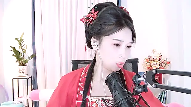 Snapshot of Amity-ox chatting on 02.03.25 Amity-ox online show from 02.03.25