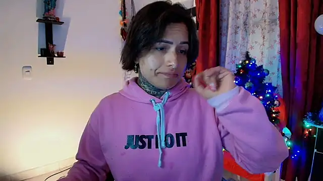 TinnaDawsom online show from 12.23.24