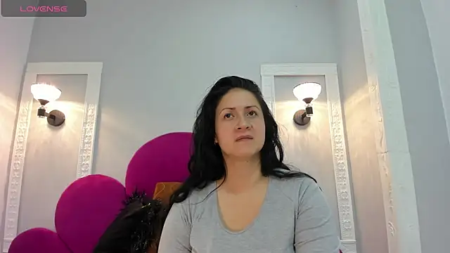 Ambber moon online show from 02.27.25