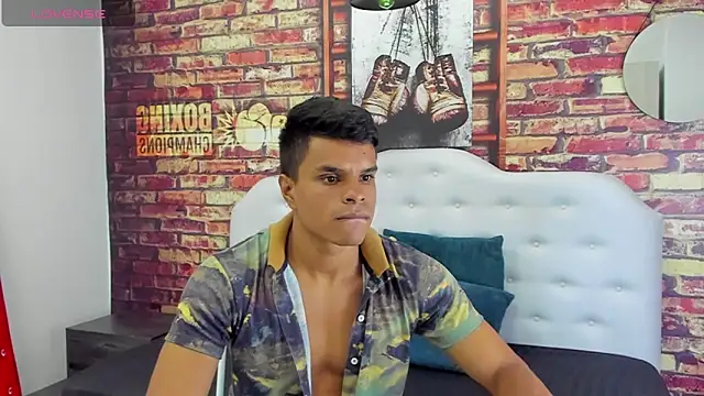 Derek Lustfordx online show from 09.29.25
