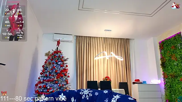 Snapshot of emily_bloom chatting on 12.27.24 emily bloom online show from 12.27.24