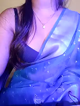 QueenOfHeart 07 online show from 01.21.25