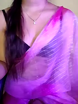 QueenOfHeart 07 online show from 01.31.25