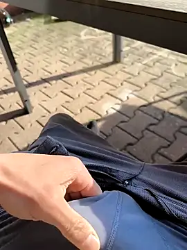 Snapshot of Kevoon991 chatting on 03.09.25 Kevoon991 online show from 03.09.25