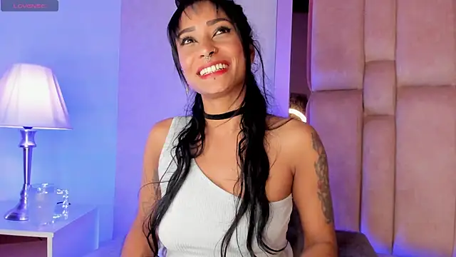 Snapshot of AshleyBelth_ chatting on 11.07.25 AshleyBelth online show from 11.07.25