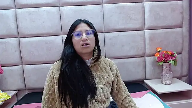 Snapshot of Miaa_Smiith_ chatting on 01.20.25 Miaa Smiith online show from 01.20.25