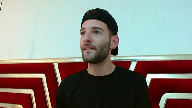 Christopher saint online show from 04.16.26