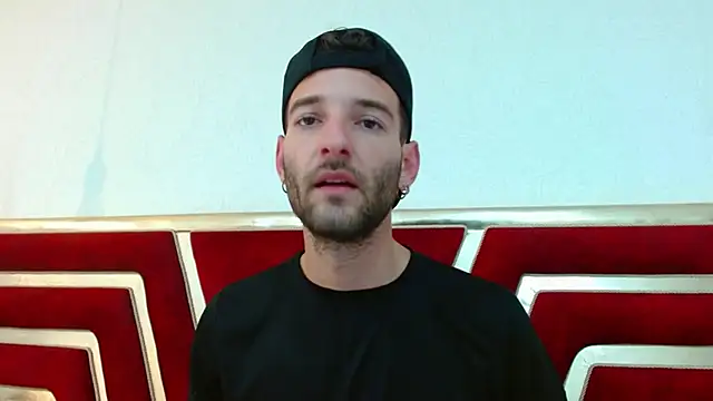 Snapshot of Christopher_saint chatting on 05.15.26 Christopher saint online show from 05.15.26