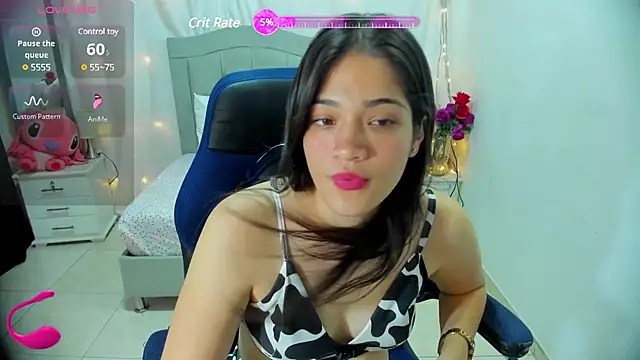Snapshot of Alison_girl20 chatting on 01.08.25 Alison girl20 online show from 01.08.25