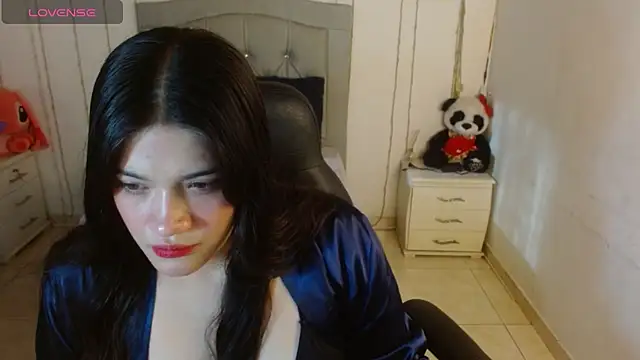 Snapshot of Alison_girl20 chatting on 10.17.25 Alison girl20 online show from 10.17.25