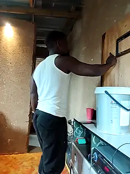 Snapshot of Chocolate_factory_man chatting on 11.24.25 Chocolate factory man online show from 11.24.25