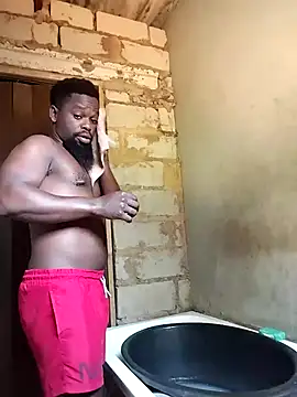 Snapshot of Chocolate_factory_man chatting on 12.05.25 Chocolate factory man online show from 12.05.25