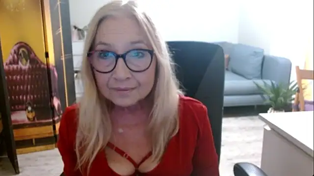 sofia xkiss online show from 12.21.25