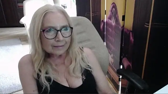 Snapshot of sofia_xkiss chatting on 07.03.26 sofia xkiss online show from 07.03.26