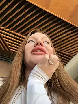 justmila online show from 12.28.24