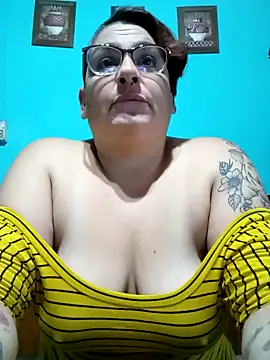 Snapshot of valkiria_08 chatting on 02.17.25 valkiria 08 online show from 02.17.25