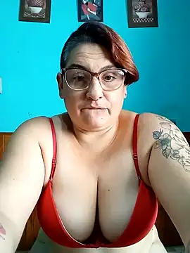Snapshot of valkiria_08 chatting on 02.18.25 valkiria 08 online show from 02.18.25