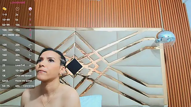 Snapshot of Sluttyandmature chatting on 02.20.25 Sluttyandmature online show from 02.20.25